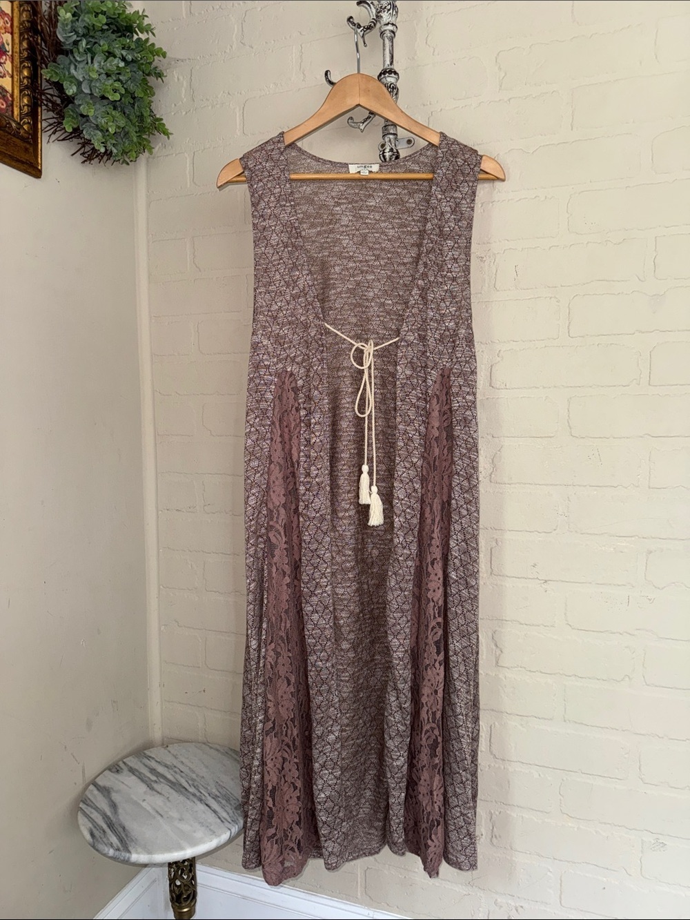 Umgee long vest Sleeveless Lace Panel in Mauve brown medium